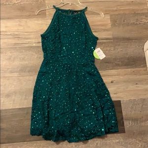 emerald green dress